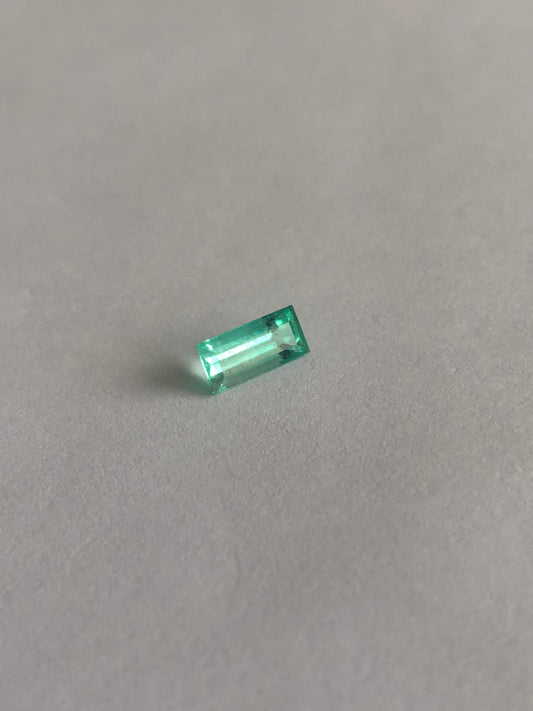 Natural Colombian Emerald – Baguette Cut